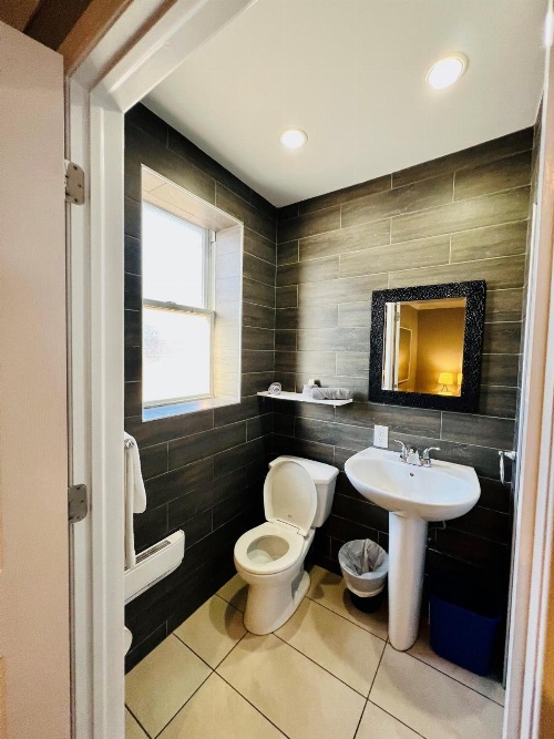 City View Inn image 3